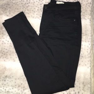 Juniors Black Skinny Jeans